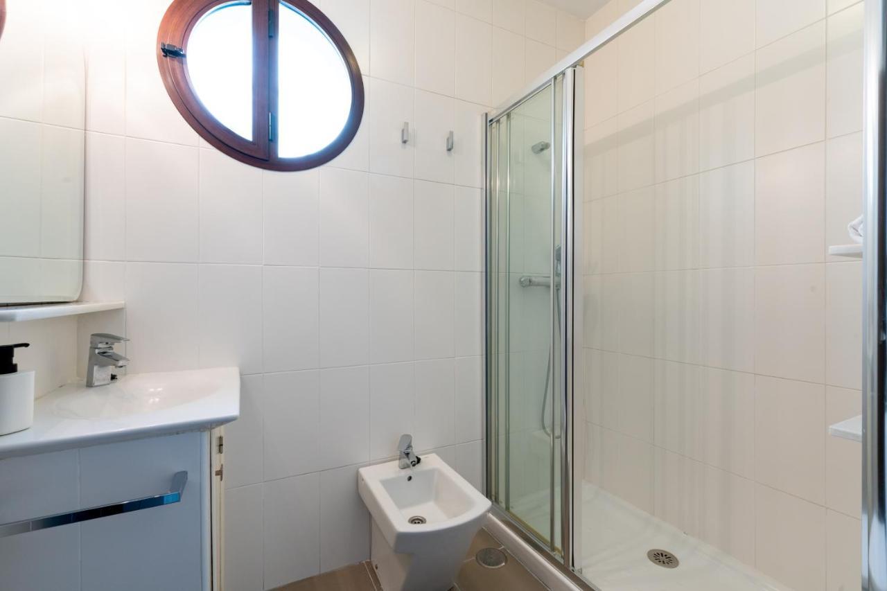 Holi-Rent Cuna Севилья Экстерьер фото