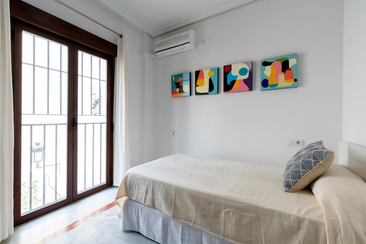 Holi-Rent Cuna Севилья Экстерьер фото