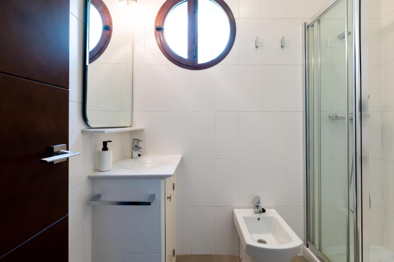 Holi-Rent Cuna Севилья Экстерьер фото